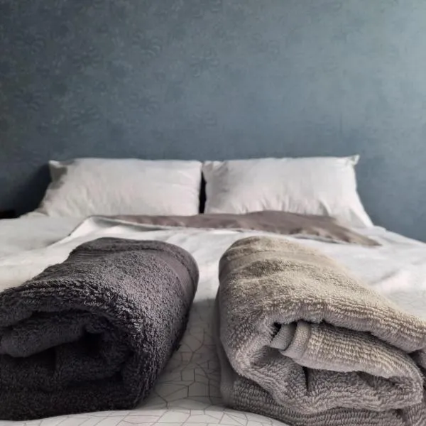 Hostelis R27, hotel u gradu Aizpute