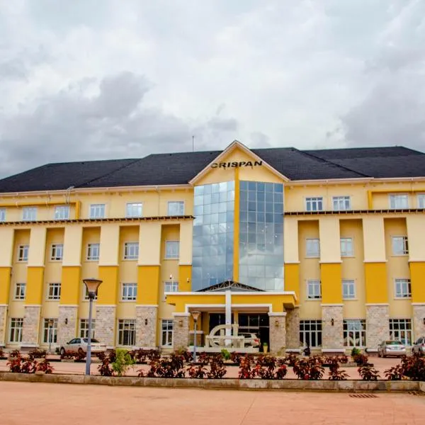 CRISPAN SUITES & EVENT CENTRE, hotel Josban