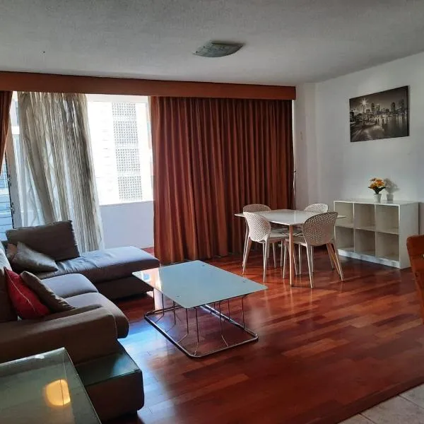 Apartamento 908 Cortijo Reforma zona 9, hotel in Guatemala