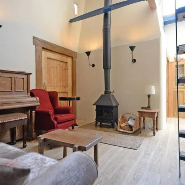 Shed End, in 18th century Lothersdale Mill BD20 8EN, hôtel à Lothersdale