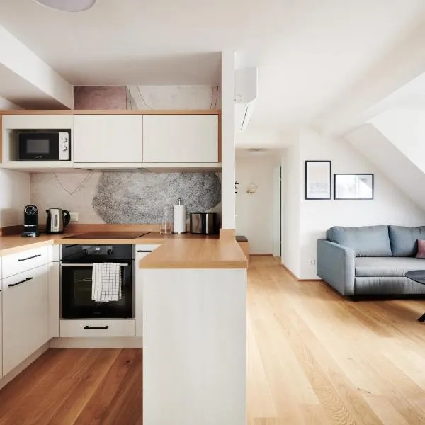 HOMEBOUND APARTMENTS Salzburg City I - contactless check-in, hotel in Salzburg