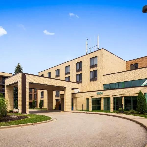 Best Western East Towne Suites, hotel di Madison