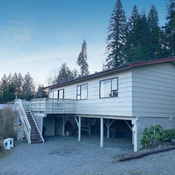 32 Alpine Ave