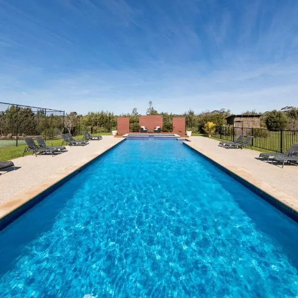 Ramada Resort by Wyndham Phillip Island, hotel v mestu Cowes