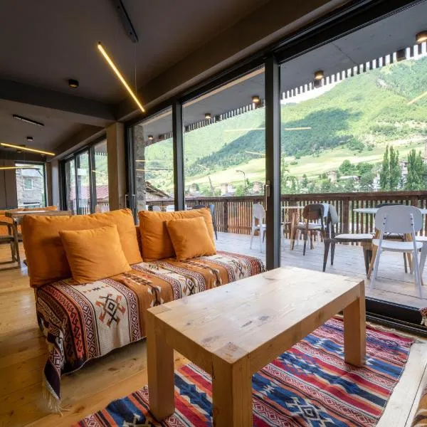 Lahili Boutique Hotel, hotel v destinaci Mestia