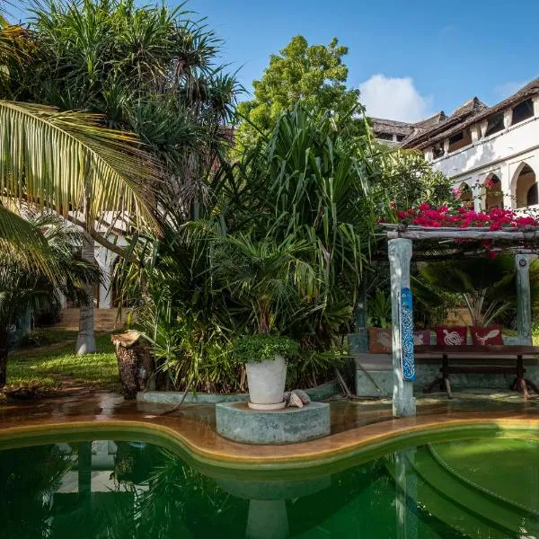 Banana House and Wellness Centre โรงแรมในลามู