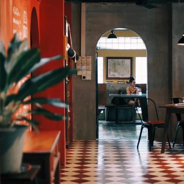 Monkey Republic Kampot、カンポットのホテル