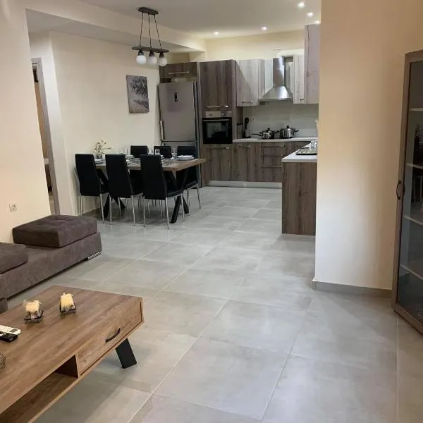 Helen`s Luxury Apartment, hotel di Heraklion