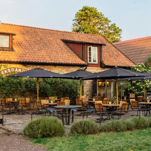 Eksgården Gårdshotell, hótel í Färjestaden