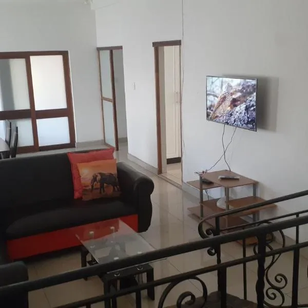 ocean palace self catering lodge, hotel in Durban