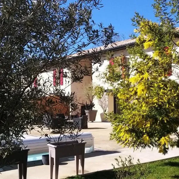 La résinière, hotel v destinaci Salles