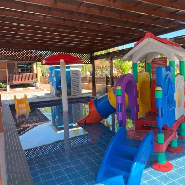 D'Razna Chalet Pantai Seberang Takir、クアラ・トレンガヌのホテル