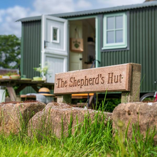 Romantic Shepherds Hut, Kenilworth