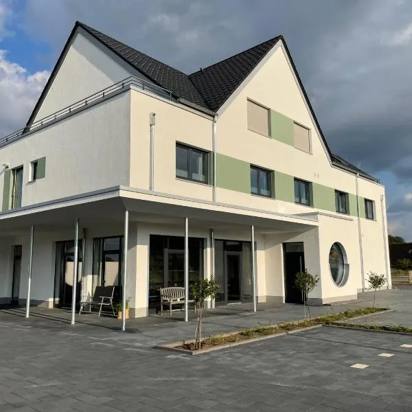 Gästehaus Vondey, hotel v destinaci Salzkotten