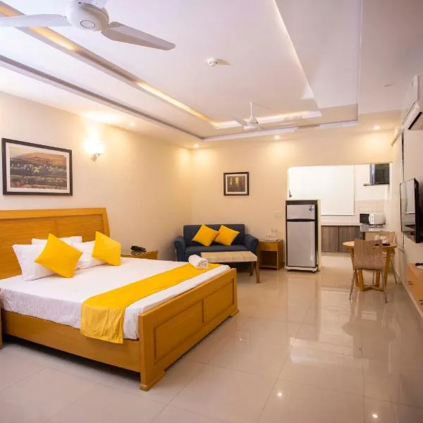 Maati Spaces - Rooms with Kitchen, hotel in Lahore