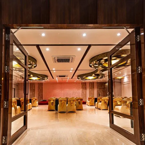 Regenta Inn Sambalpur, Farm Road, hotel v destinaci Sambalpur