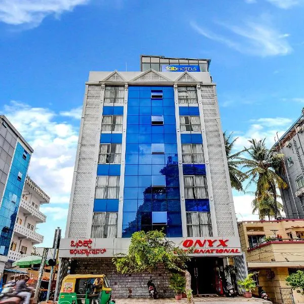FabHotel Cozzy Inn, hotel in Bengaluru
