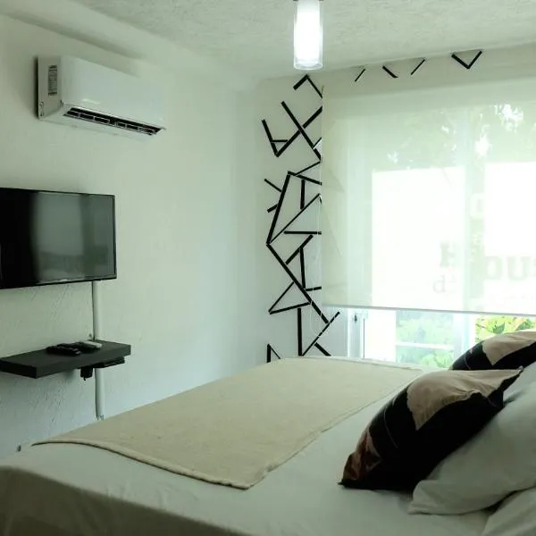 Book House Marina Diamante, hotel en Acapulco