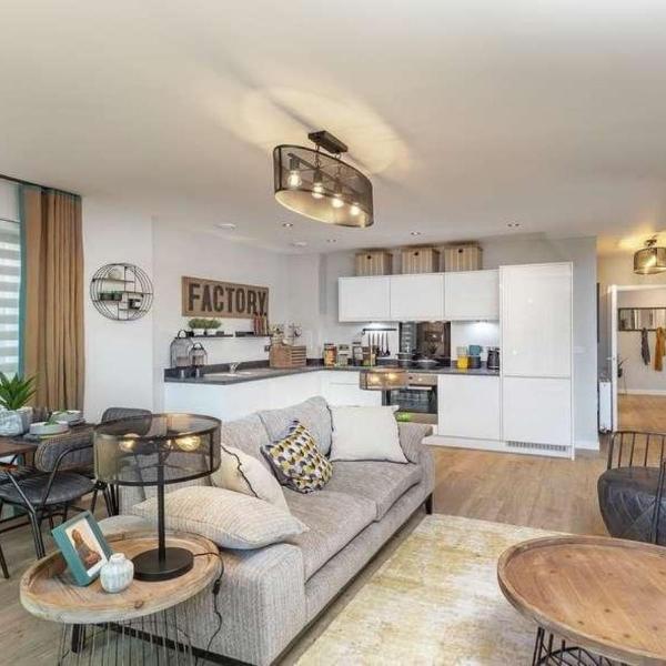 Newly Built Luxury 2 Bed Apartment!!!, London