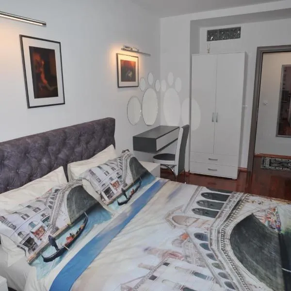 Twins Apartments, ξενοδοχείο στο Τσάτσακ