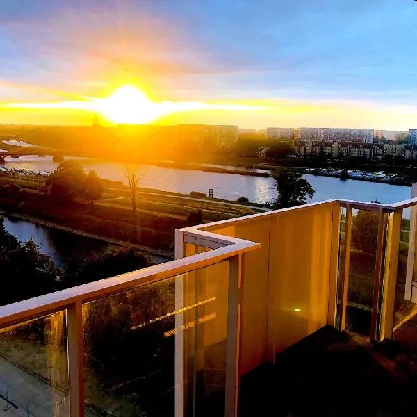 Apartament z tarasem i widokiem na Odrę, hotel ve Vratislavi
