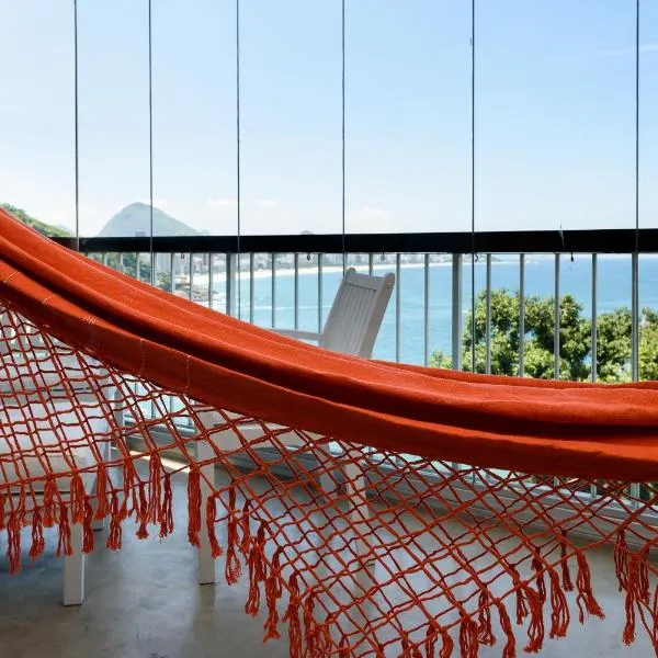 Ocean Blue Moderno Próximo à Praia do Leblon Vista Mar Espetacular Piscina Garagem Wi Fi e Sauna, hotel no Rio de Janeiro