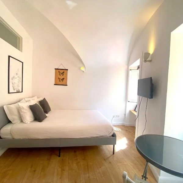 Studio Hideaway II - Peaceful Urban Escape, hotel in Lisbon