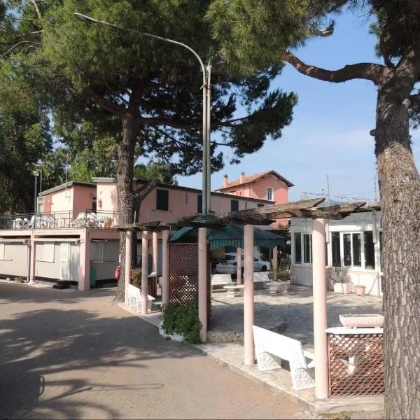 Appartamenti Camping Rivamare, hotell sihtkohas Albenga