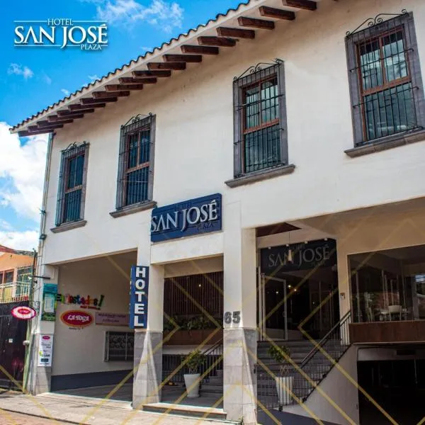 Hotel San José Plaza Coatepec, hotel v destinaci Coatepec
