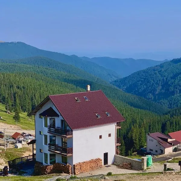 Cabana Cota 1700、ルンカのホテル