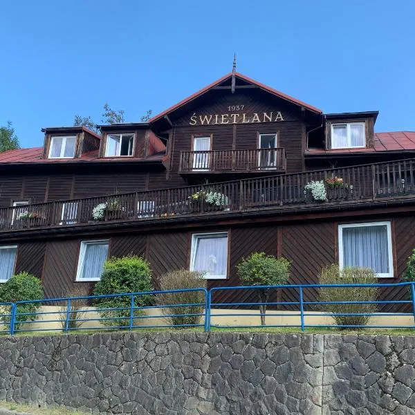 Willa Świetlana, hotel in Piwniczna
