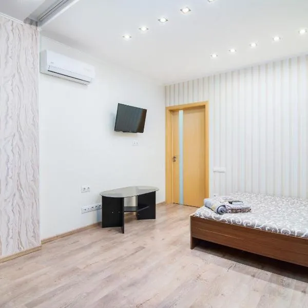 Kvartirkoff na Bogatirskaya 6a, 17 floor，位于基辅的酒店