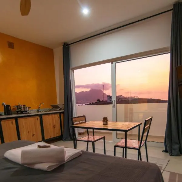 Apartamento Zinha Amwilla Guesthouse, hotel v destinaci Mindelo
