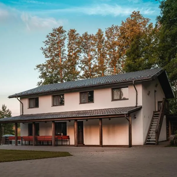 Vėjo Malūnų sodyba - vila, hotel en Paserninkai