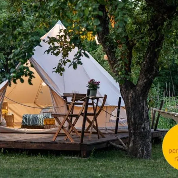 Dragonfly Gardens Urban Glamping Brasov, hótel í Braşov