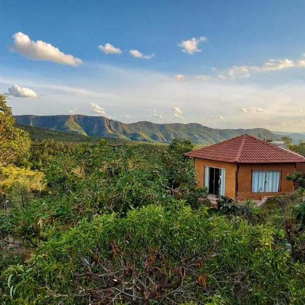 Bangalô Sol e Lua - ao lado da portaria do Parque Nacional, hotel in Sao Jorge