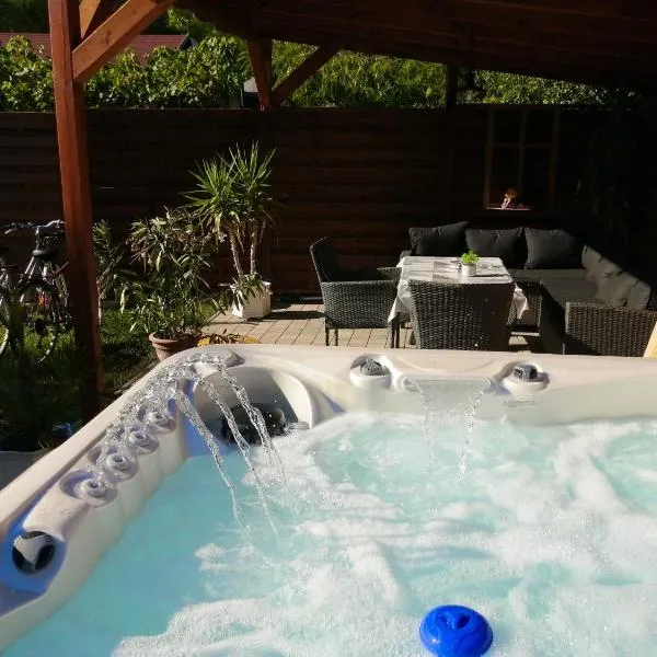 Villa Terrazza, hotel v destinaci Balatongyörök