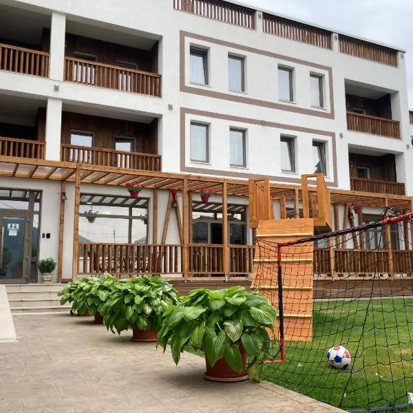 Sim House, hotell sihtkohas Gura Humorului