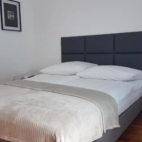 Pokoje u Honi, ξενοδοχείο σε Pobierowo