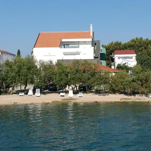 Apartments Lantina, hôtel à Betina