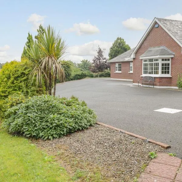 Clodagh's Cottage、Collooneyのホテル