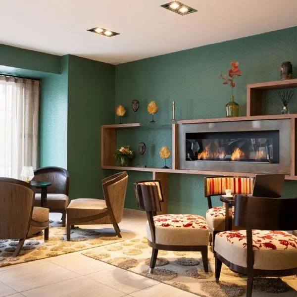 Best Western Plus Hôtel Belfort Centre Gare, hotel in Belfort
