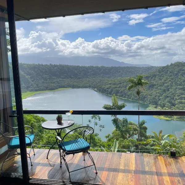 Casa maar -Treetop tent, hotel in Río Cuarto
