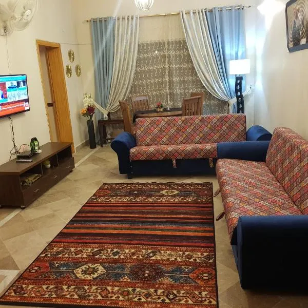 Entire Apartment 2bed Condo at Burban Oakwood، فندق في بوربان