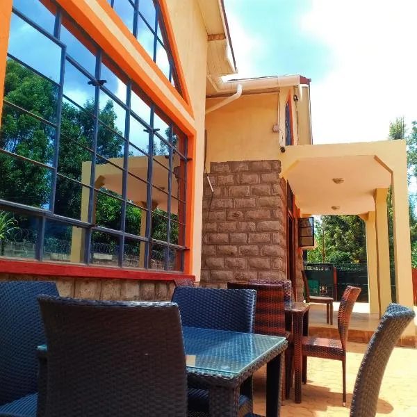 The Peak Meadows Hotel, hotel di Nyeri