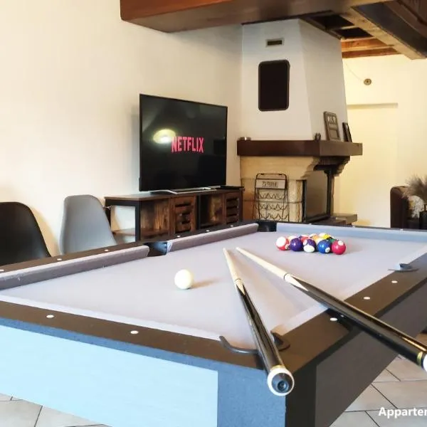 Spacieux duplex tout confort à 200m des thermes de Bains-les-Bains dans les Vosges, hôtel à Bains-les-Bains