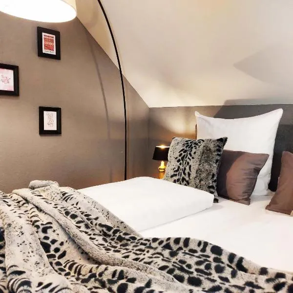 Select-Home 1 - Wellnesshaus Sandmühle - mit privater Sauna, ξενοδοχείο σε Bruck in der Oberpfalz