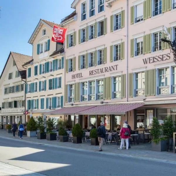 Weisses Rössli Swiss Quality Hotel, ξενοδοχείο στο Μπρούνεν