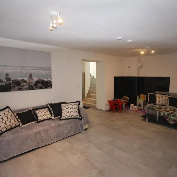 Apartmány Amália, hotelli kohteessa Piešťany