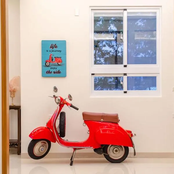 Long Forest Homestay, hotel in Luodong